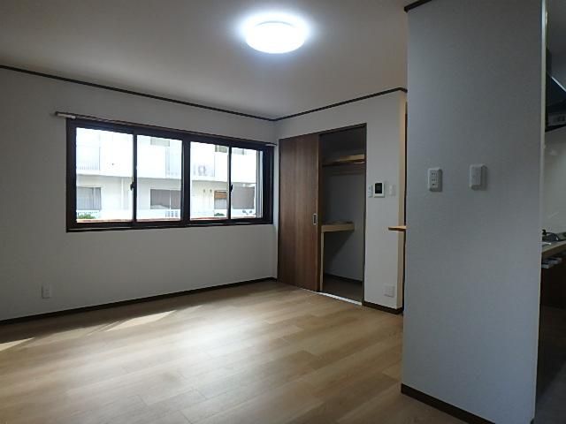 �y���̑������E�X�y�[�X�z�@