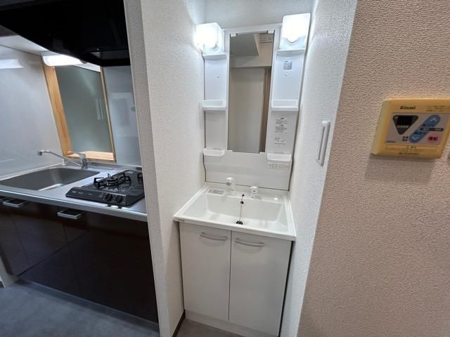 �y���ʏ��z�@