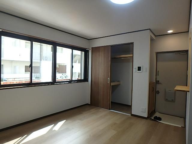 �y���̑������E�X�y�[�X�z�@