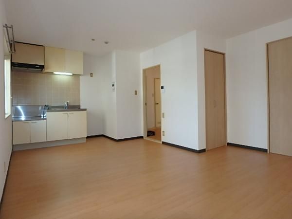 �y���ԁE���r���O�z�@