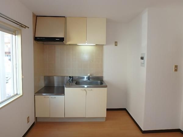 �y�L�b�`���z�@