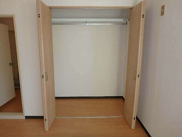 �y���[�z�@���m���N���[�[�b�g��