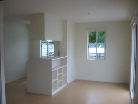 �y���ԁE���r���O�z�@