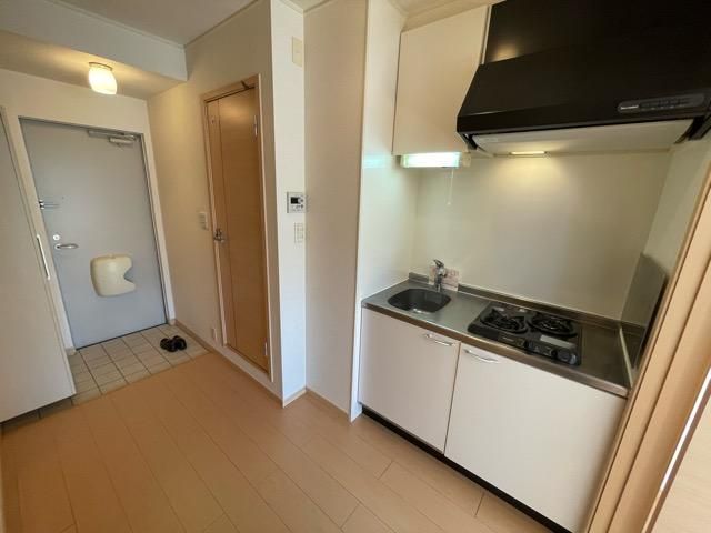 �y�L�b�`���z�@