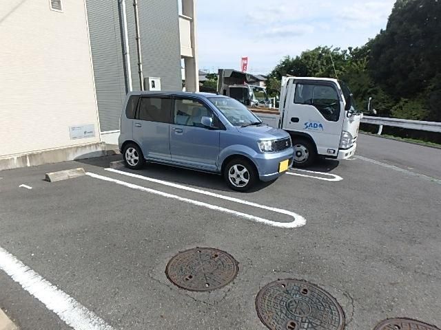 yԏz@