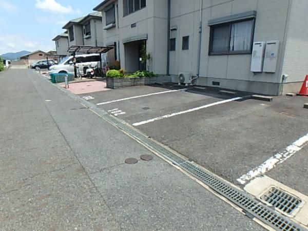 yԏz@