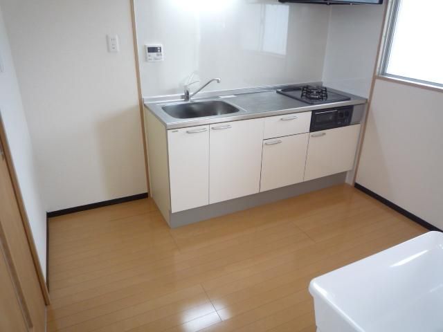 �y���ԁE���r���O�z�@