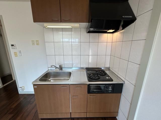 �y�L�b�`���z�@