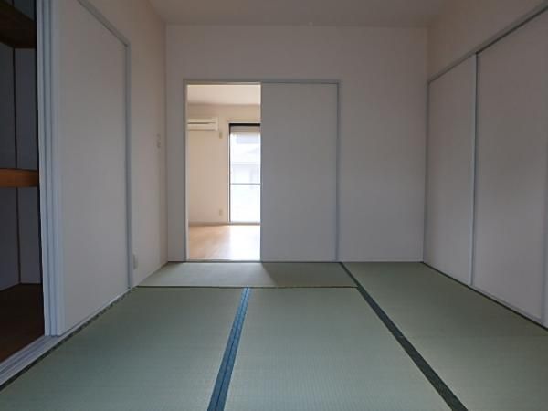 �y�Q���z�@