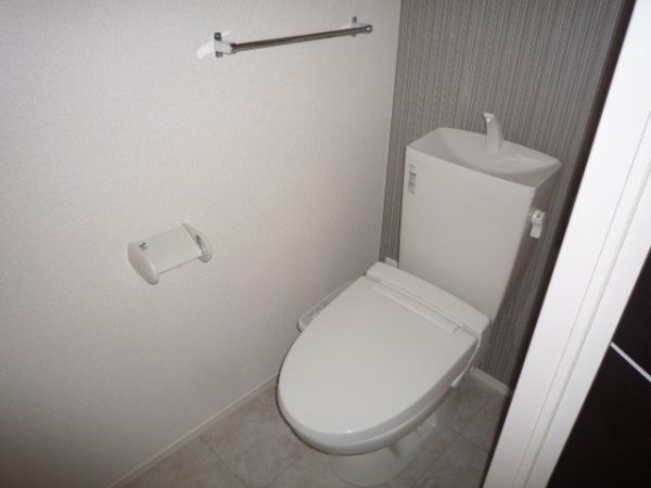 �y�g�C���z�@���E�H�V�����b�g��