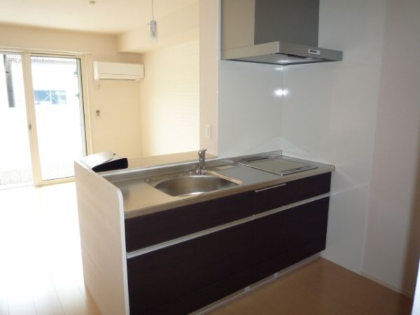 �y�L�b�`���z�@���V�X�e���L�b�`����