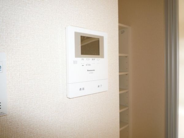 �y�Z�L�����e�B�z�@���e���r���j�^�[�z����