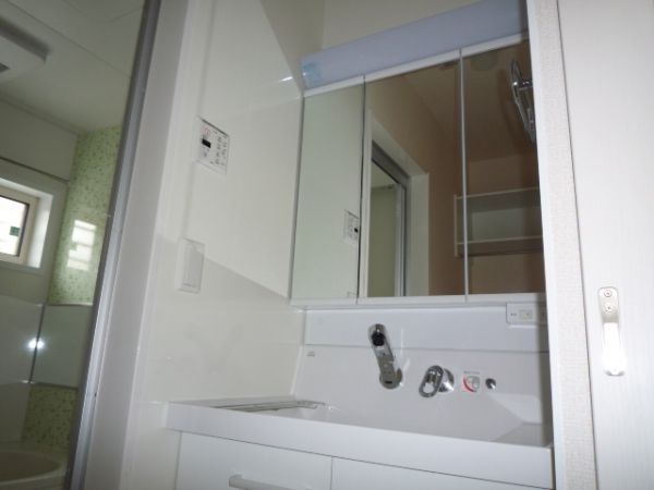 �y���ʏ��z�@���V�����v�[�h���b�T�[��