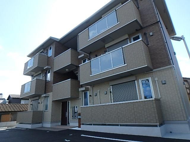 �y�G���g�����X�z�@