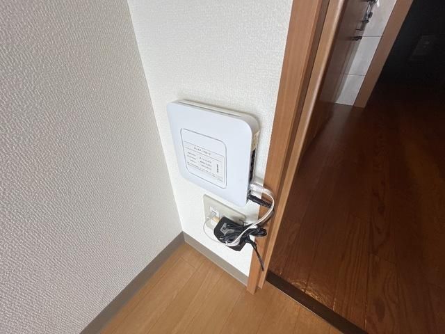 �y���̑��ݔ��z�@