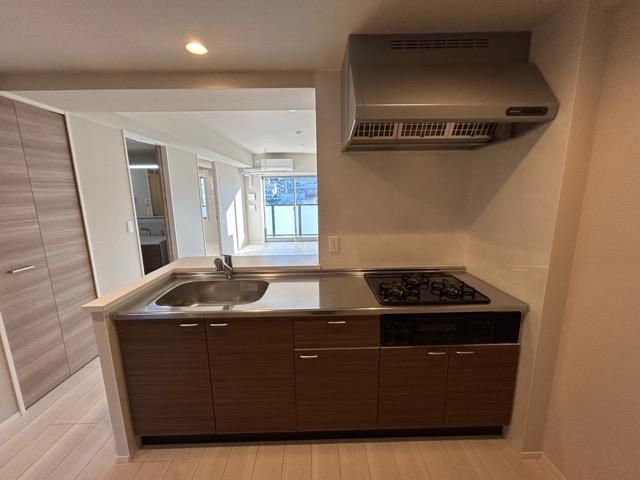 �y�L�b�`���z�@