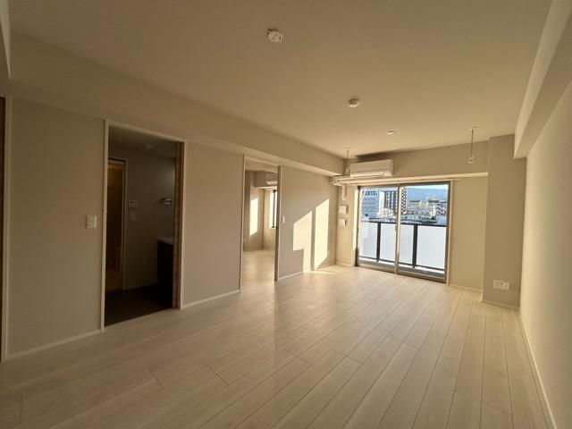 �y���ԁE���r���O�z�@