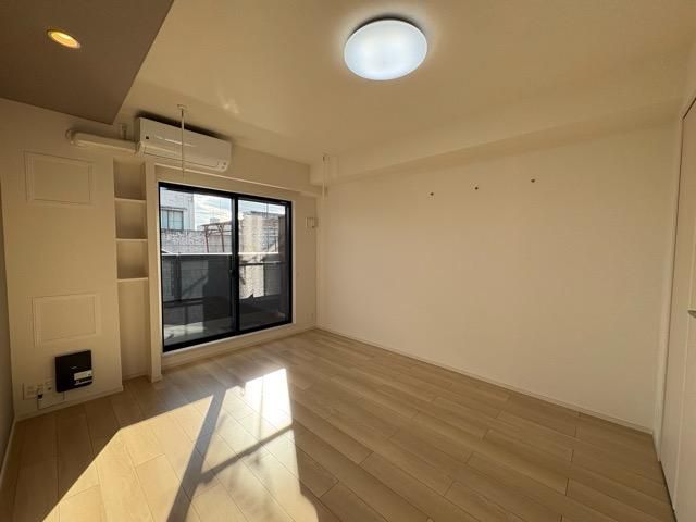 �y���̑������E�X�y�[�X�z�@