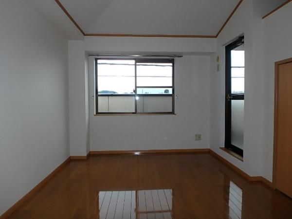 �y���̑������E�X�y�[�X�z�@