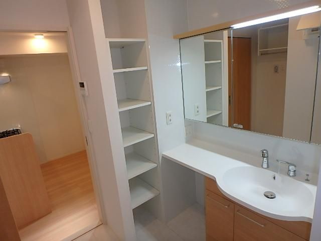 �y���ʏ��z�@