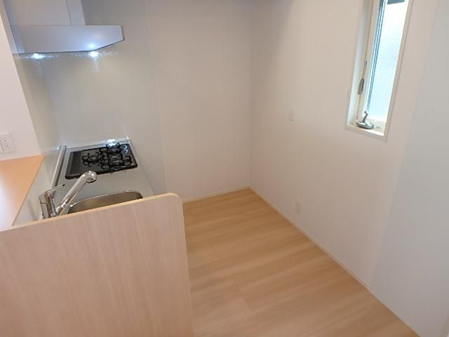 �y�L�b�`���z�@