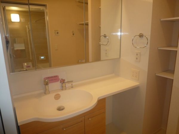 �y���ʏ��z�@���V�����v�[�h���b�T�[��