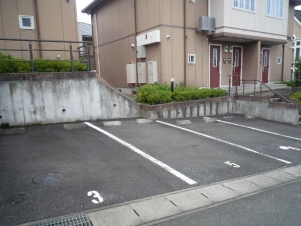 yԏz@