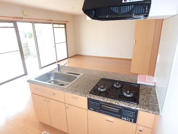 �y�L�b�`���z�@