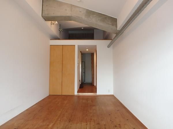 �y���ԁE���r���O�z�@