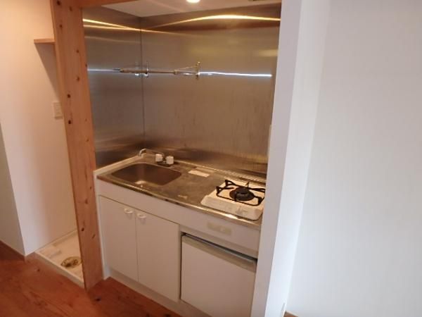 �y�L�b�`���z�@