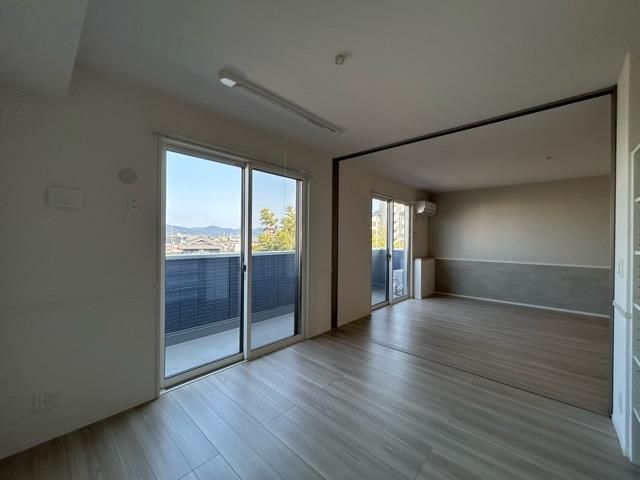 �y�q�������z�@