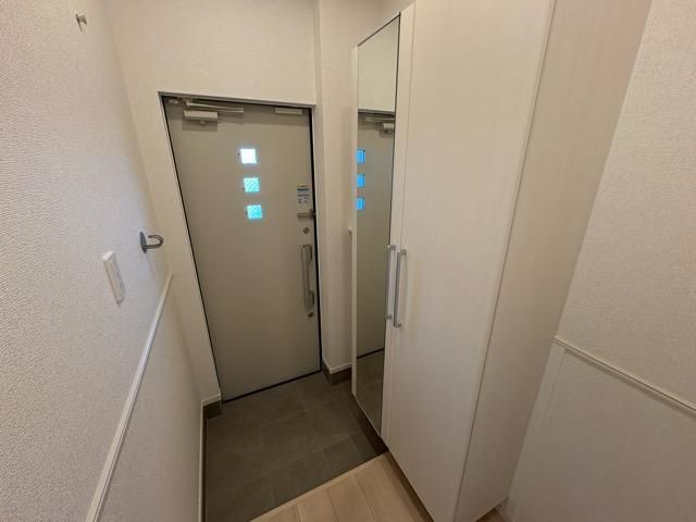 �y�Z�L�����e�B�z�@