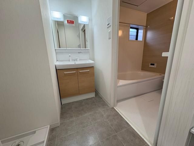 �y���ʏ��z�@