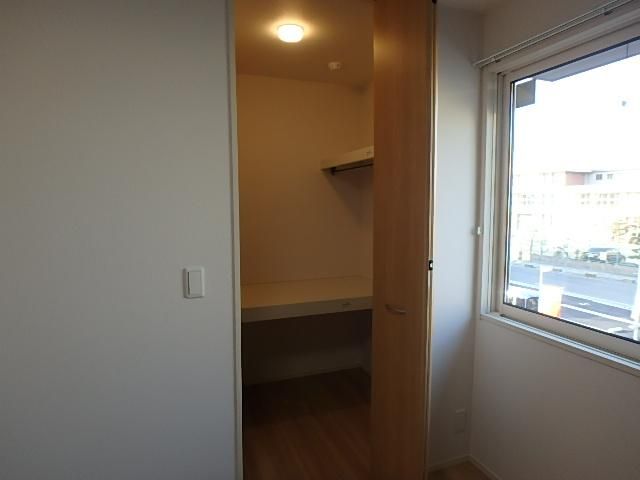 �y���[�z�@