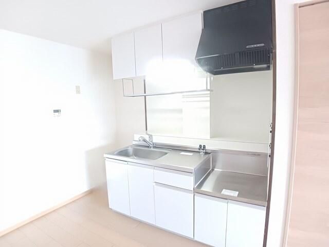 �y�L�b�`���z�@