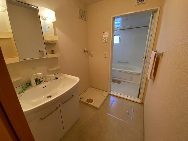 �y���ʏ��z�@