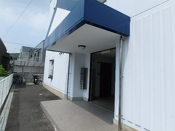 �y�G���g�����X�z�@