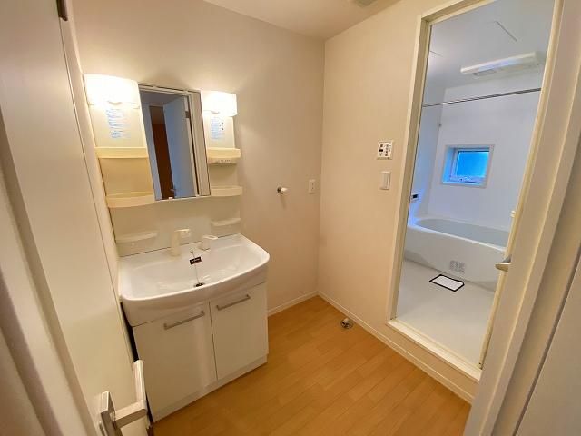 �y���ʏ��z�@