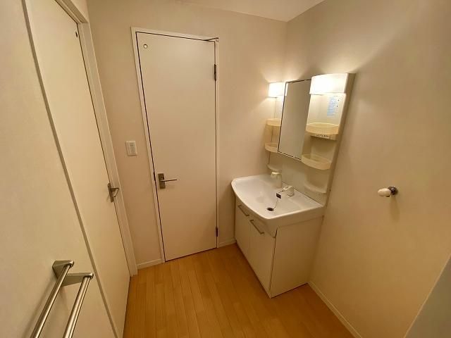 �y���ʏ��z�@