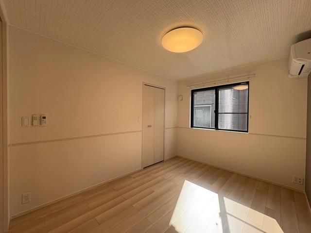 �y���̑������E�X�y�[�X�z�@