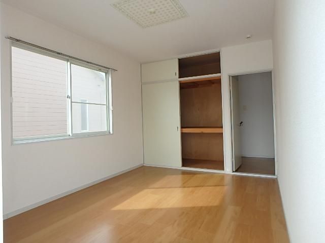 �y���̑������E�X�y�[�X�z�@