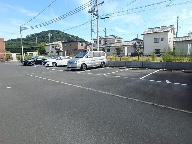 yԏz@