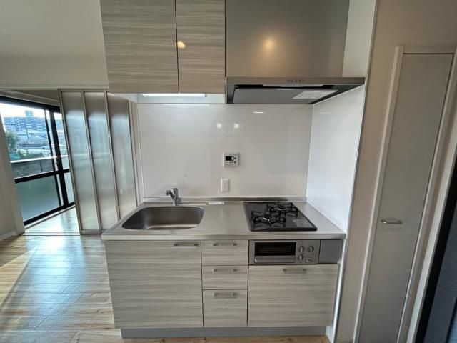 �y�L�b�`���z�@