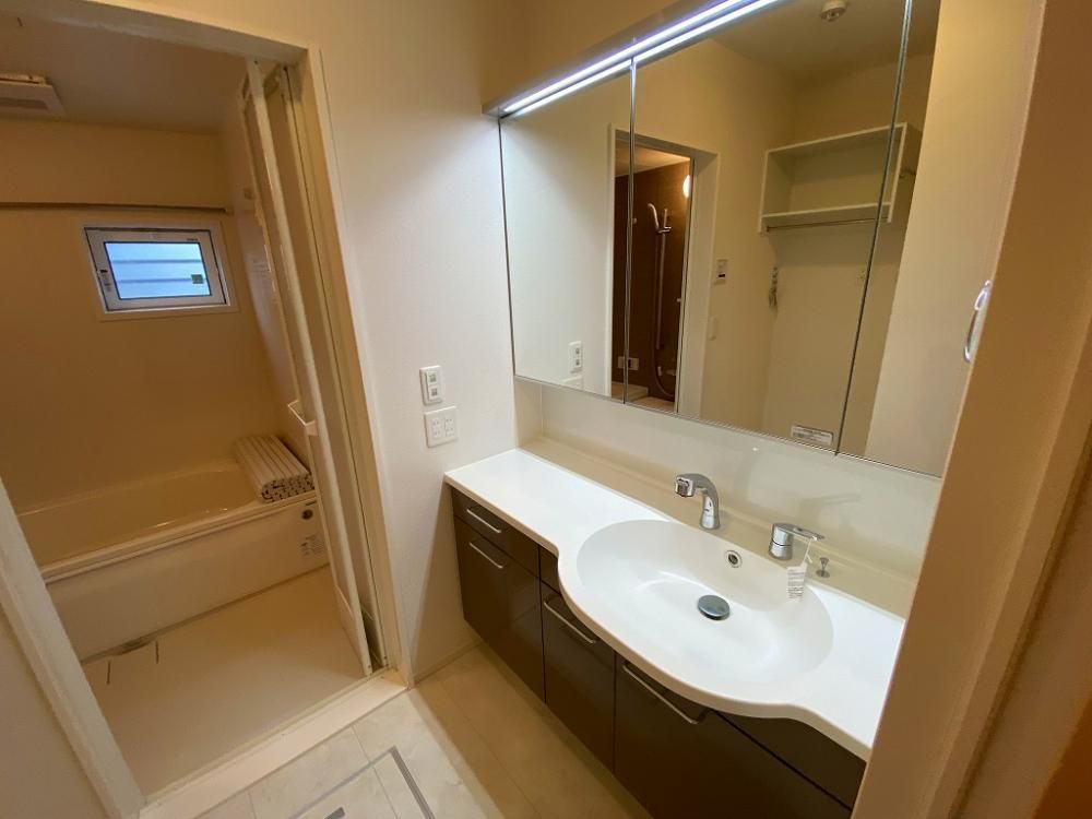 �y���ʏ��z�@