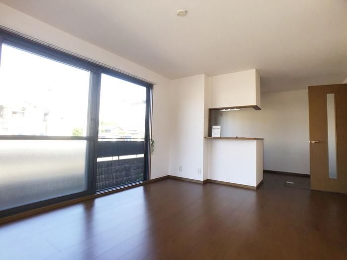 �y���ԁE���r���O�z�@