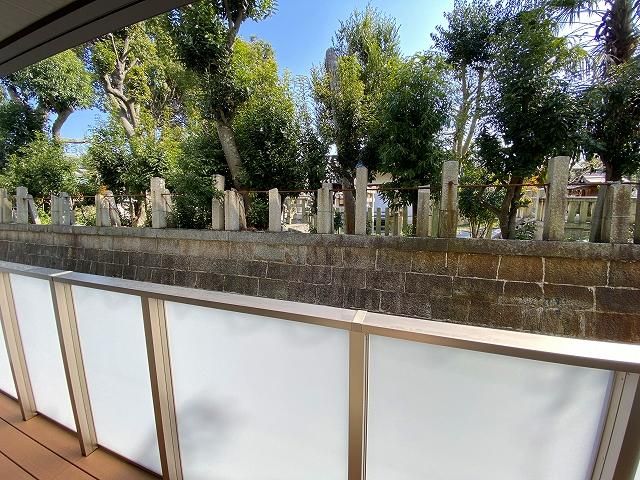 �y���]�z�@