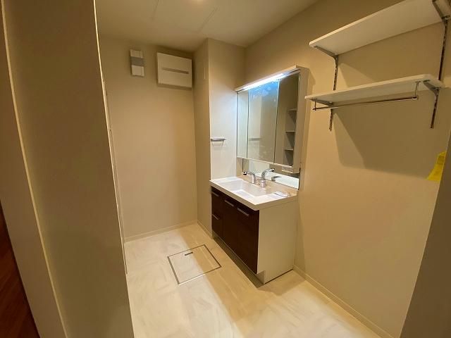 �y���ʏ��z�@