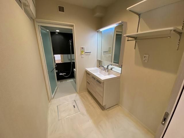 �y���ʏ��z�@