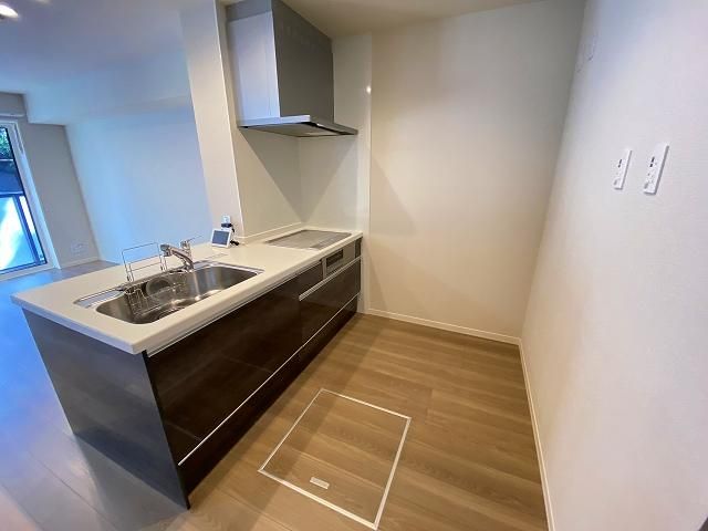 �y�L�b�`���z�@