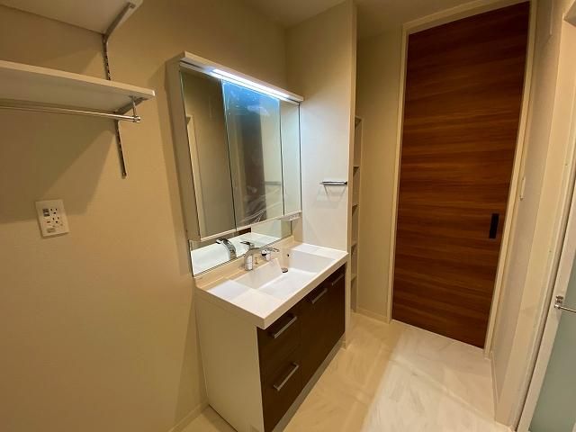 �y���ʏ��z�@